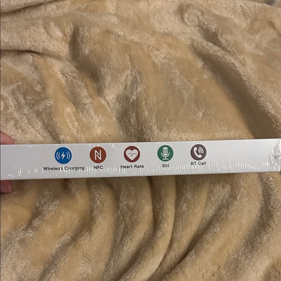 Smart Watch 8 - Picture 2 of 5